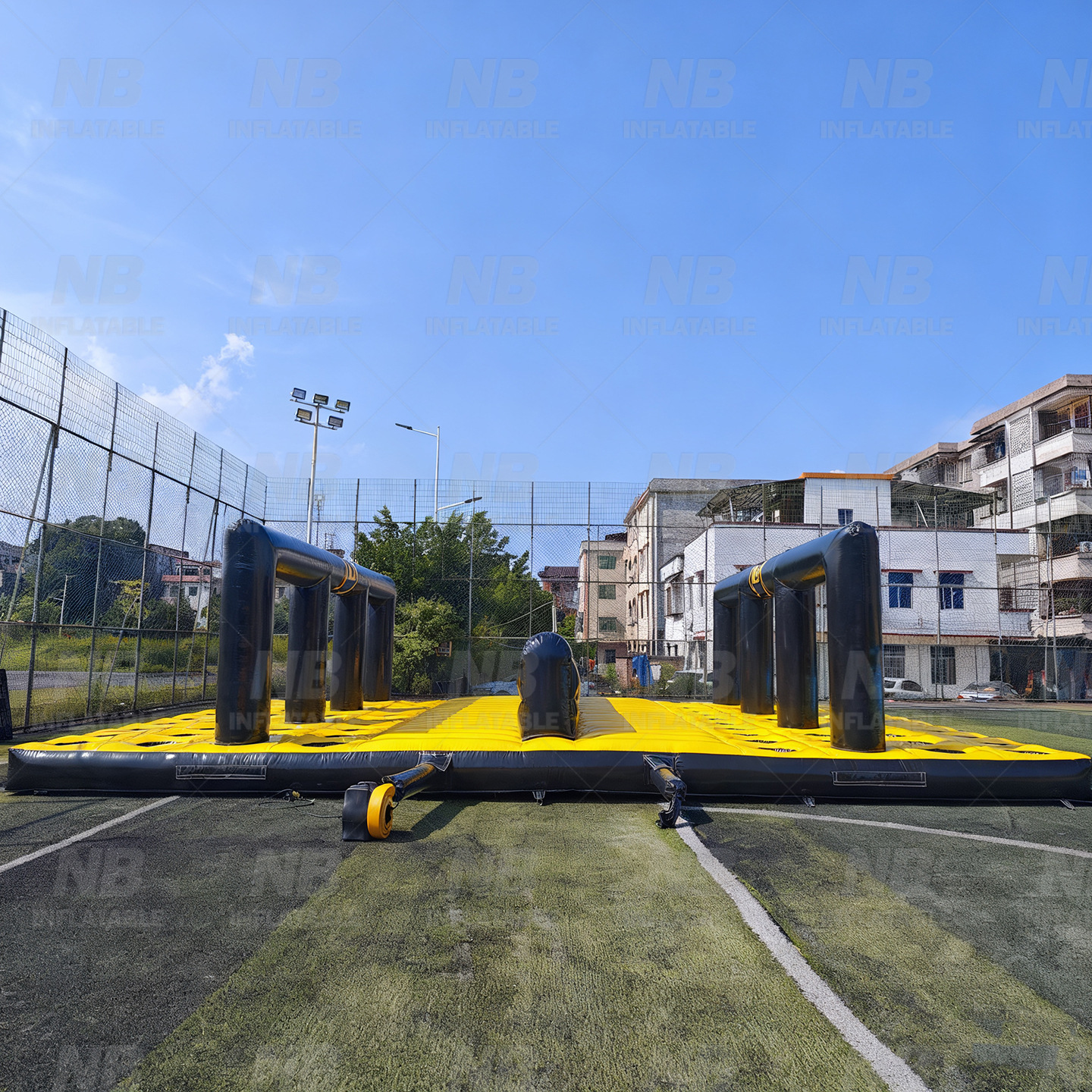 Gran parque infláble al aire libre deslizante de escalada de roca pista de obstáculos infláble para niños entrenamiento infláble castillo
