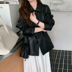 韩系简约翻领宽松双口袋PU皮衣外套女2005秋季休闲百搭上衣配包包