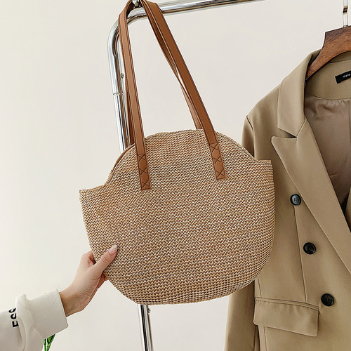 Internet celebrity bag for women  new spring retro large-capacity straw woven bag seaside vacation portable shoulder bag