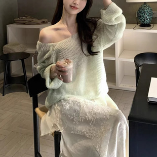LILY MEMOY �\�Gɫ�L�䱡��ᘿ��A�I���^��Ů�nϵ�������e����Ů