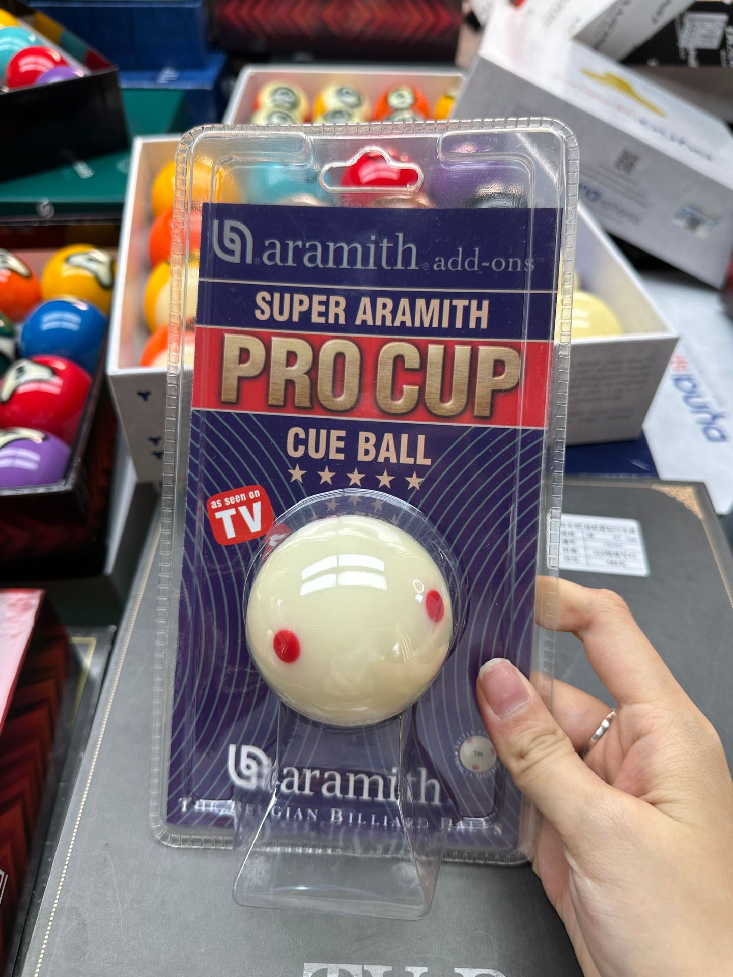 Yalemi TV cue ball 1 piece