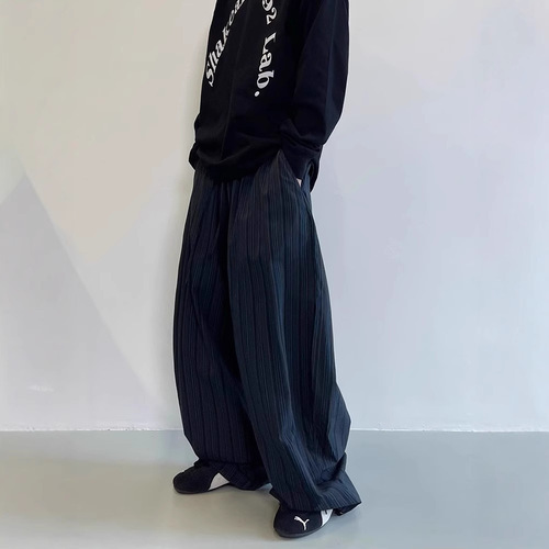 Autumn/Winter Retro Black and Blue Vertical Striped Straight-Leg Jogger Pants for Men, Can Be Tied at the Ankle or Drag on the Ground, Wide-Leg Long Pants