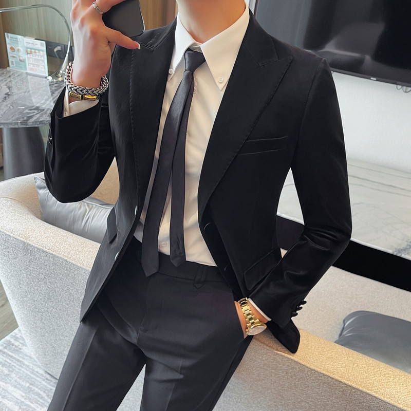 Men's Gun Lapel Single-Breasted Pu Leather Suit, New Slim-Fit Drape-Effect Frosted Leather Suit with a High-End Feel Men's Gun Lapel Single-Breasted Pu Leather Suit, New Slim-Fit Drape-Effect Frosted Leather Suit with a High-End Feel