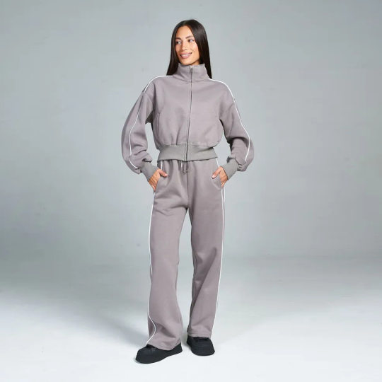 2025 Spring and Autumn Sports and Casual Suits Loose Fashion Striped Sweatshirt Cardigan Trousers Suit Women's Sports Suit