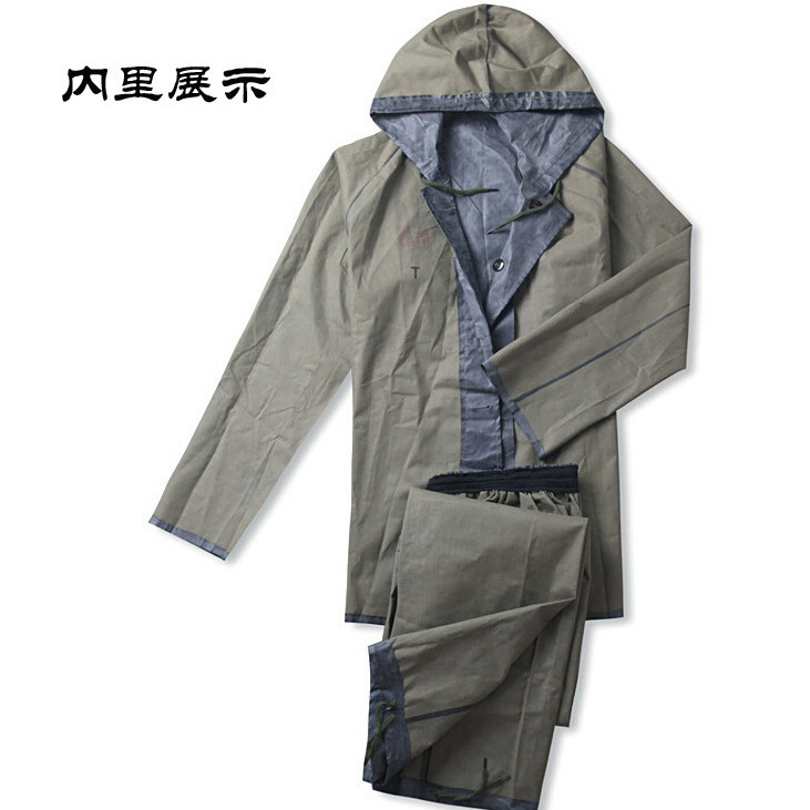 Old-fashioned split canvas raincoat suit for flood fighting and rescue construction of rubber raincoat for fishermen hiking under mine