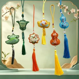刺绣工艺品;钥匙扣及钥匙扣配件;其他工艺品