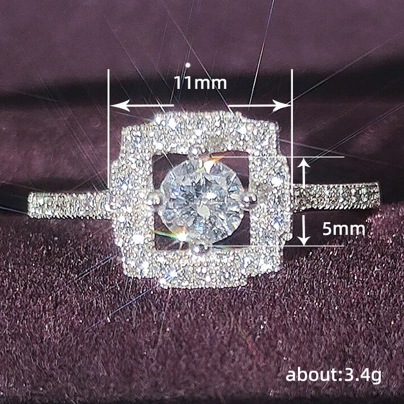 Engagement Ring With Flower Pattern And Zircon Stone For Women_voghion.com