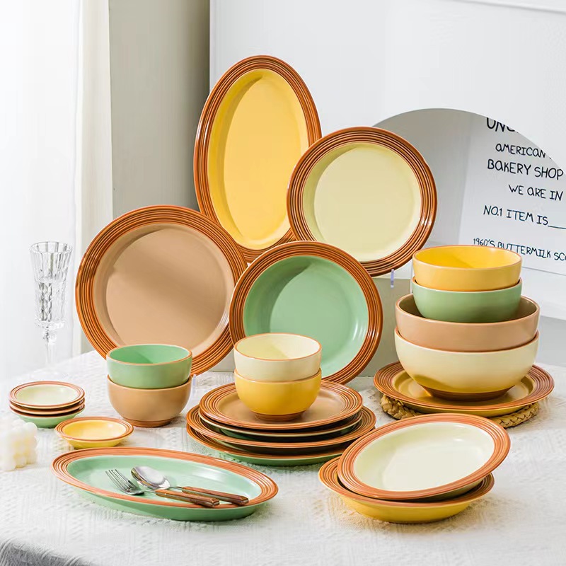 Simple cubiertos de cerámica nórdica crema doméstica platos de viento conjunto de platos de arroz anti-escaldado platos de pescado platos de platos al por mayor