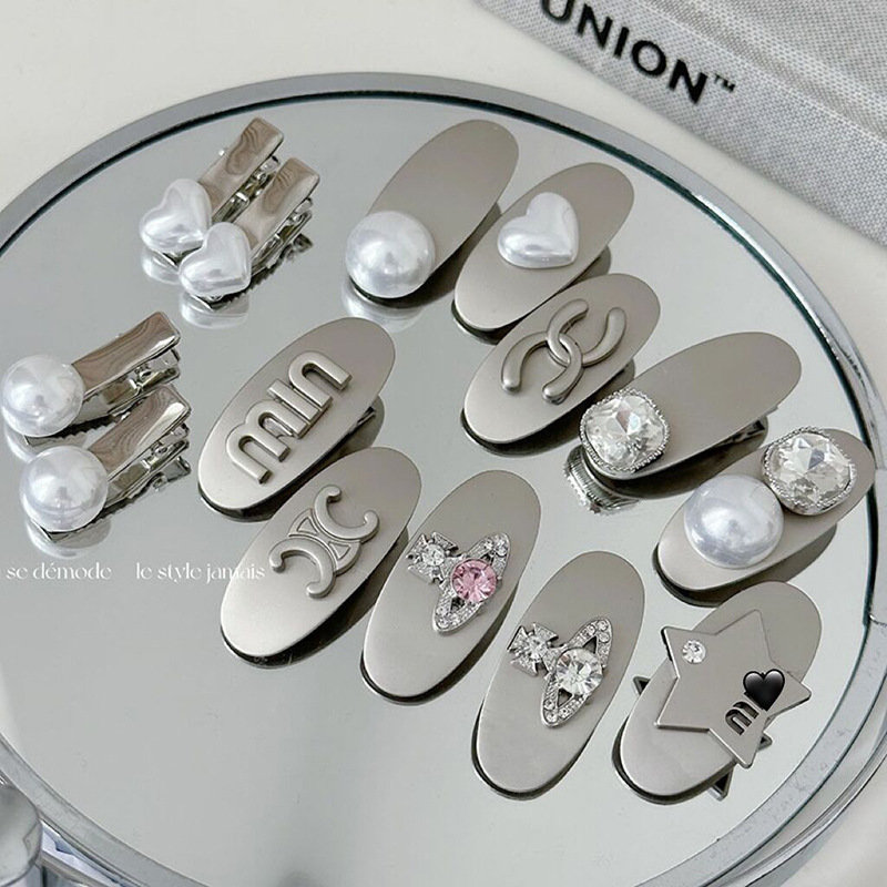 Summer New Silver Series Metal Style Oval Duck Bill Clip Cute Hair Clip Versatile Forehead Edge Clip Hair Accessory
