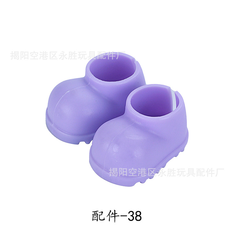 Nuevo producto compatible con peluches de 17 cm de primera y segunda generación: zapatos, bolsos, gafas, llaveros, cámaras, sillas de playa, surf.