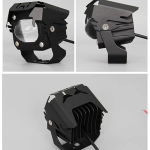 New cross-border wide-voltage motorcycle spotlight, square single-eye LED waterproof external headlight, integrated far and near light, yellow and white front light