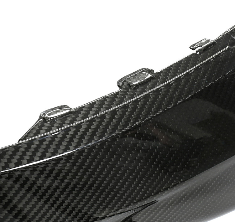 Suitable for BMW F87 M2C dry carbon fiber front bumper, rear bumper body kit, M2 Thunder Edition carbon fiber body kit