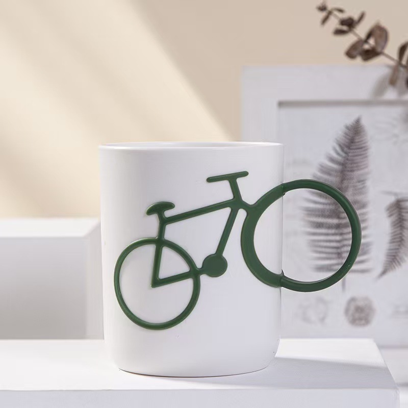 Taza de cepillo de dientes creativa taza de enjuague bucal pareja mango de bicicleta taza de lavado dormitorio de estudiantes simple taza de cepillo de dientes al por mayor