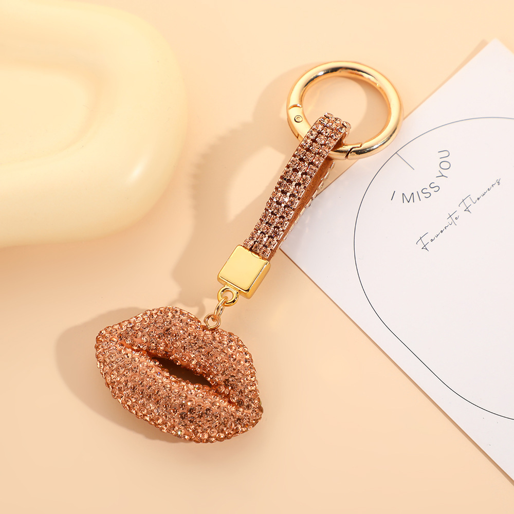 Llavero de lujo con forma de labios y diamantes para bolso_voghion.com