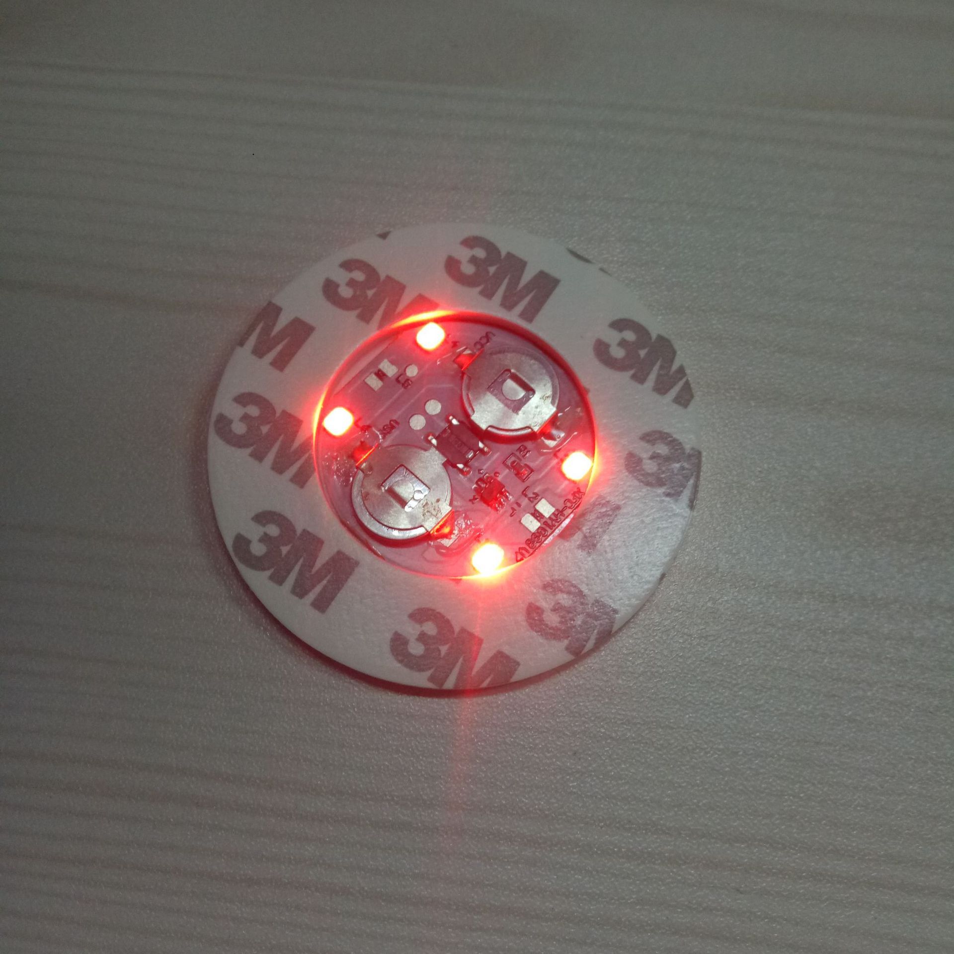 EVA montaña luminosa LED colorido flash botella de vino pegatinas 6cm botella desechable pegatinas luminoso Festival de Música atmósfera suministros