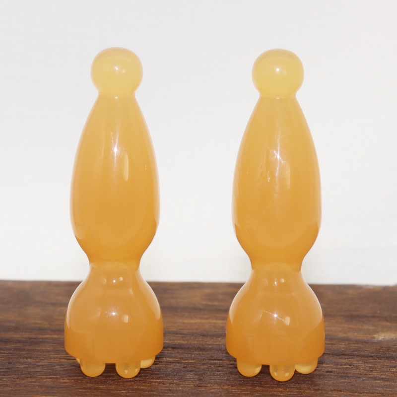 Resin Facial Gua Sha Massage Stick Zhuque Three-Prong Acupoint Tool with Lotus Bud Head for Face Meridian Care and Relaxation quality and texture