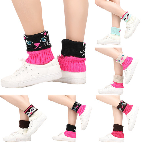 Knitted yarn cartoon cute embossed pattern short sock covers for women, short-length boot covers with multi-colored ribbed edges, short boot socks