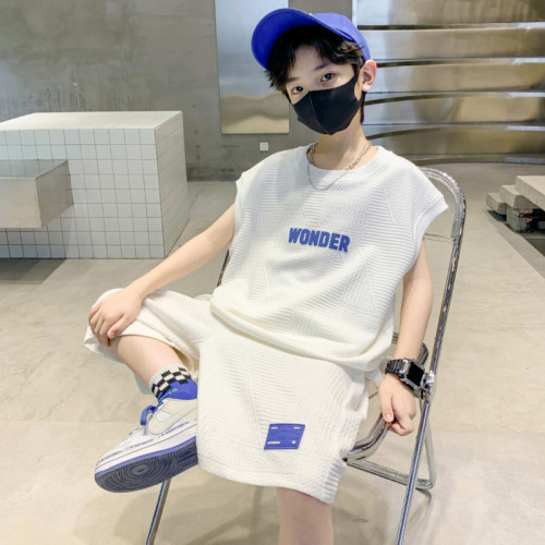 Summer boys' suits, summer clothes,  new style, medium and large children's loose sleeveless tops, five-quarter pants, fashionable two-piece sets