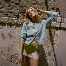 D0en纯原单 25年新款羊毛混纺圆领单排扣长袖针织开衫女