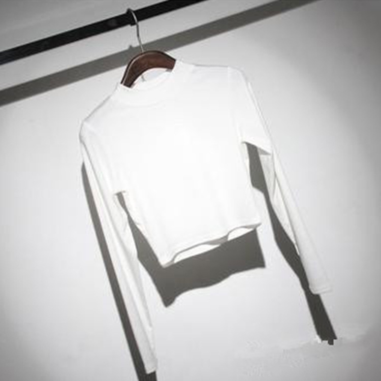クロスボーダーはやせている純色の綿の丸首のニットの底のシャツの中で夏の上着の運動の長袖のtシャツの婦人服のショートタイプを掛けます。|undefined