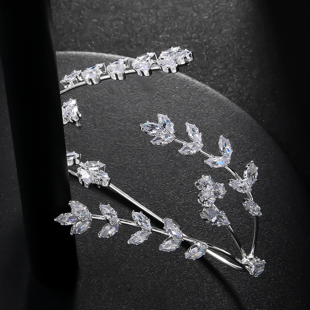 Nueva pulsera de circón de Europa y América caliente hoja abierta pulsera de temperamento nupcial accesorios pulsera