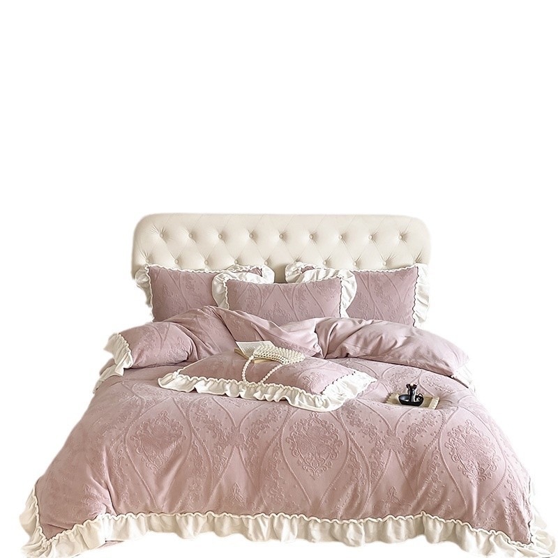 Telado de terciopelo de leche de cuatro piezas princesa viento no estático terciopelo bebé desnudo dormir A clase de kit de madre y bebé grueso y cálido