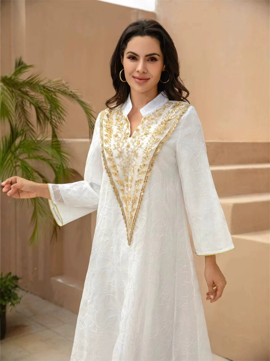 (-border торговля) loose dress, with embroidery, oversize