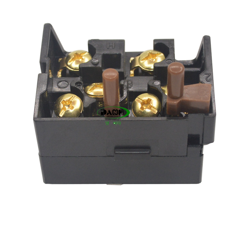 ˫��Ӵ���6���߶��Ӷ���һ΢����������˫�ֶ���ťѹ���������