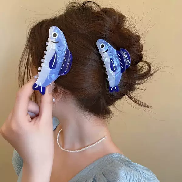 Creative and Cute Sardine Hair Clip for Women, High-End 2026 New Style Hairpin for the Back of the Head, High-End Shark Clip Hair Accessory