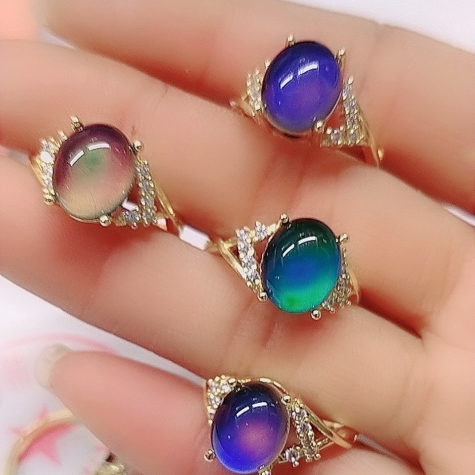 새로운 온도에 민감한 돌 크로스 멀티 다이아몬드 마이크로 인레이 링 체온 변화 다양한 색상 흔들기 음성 빠른 손 라이브 공급