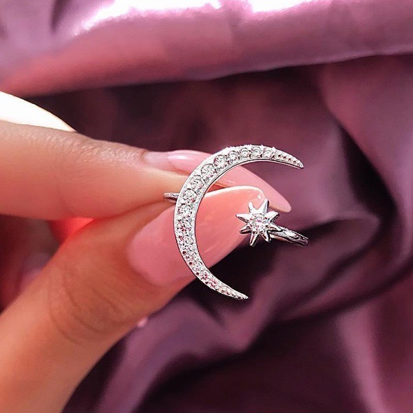 Bague de fiançailles ouverte de luxe créative de style croissant d'étoile de lune_voghion.com