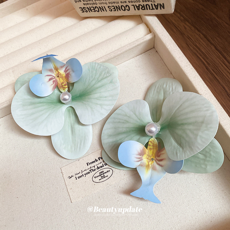 Horquilla de perlas de flores frescas, clip de flequillo lateral de moda, clip de pico de pato, accesorio para el cabello de alta gama, todo fósforo, tocado