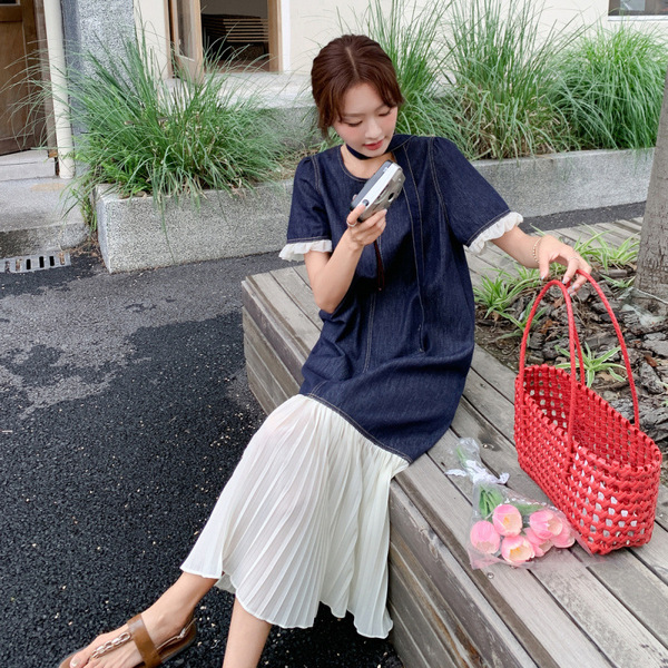 Elegant summer denim dress