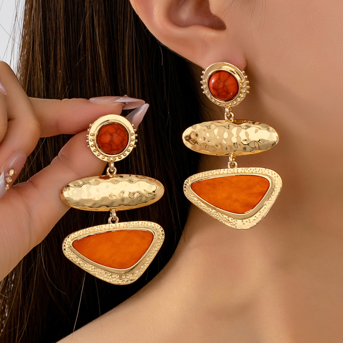 (Cross-border trading), retro red geometric with a forged pattern earrings, French vintage style