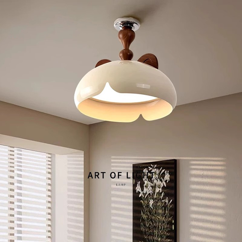 Lámpara de dormitorio de candelabro de estilo crema francés ins 2025 nuevo dormitorio principal lámpara de techo para niños y niñas