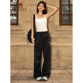 冲锋衣、裤;运动羽绒服;运动裤