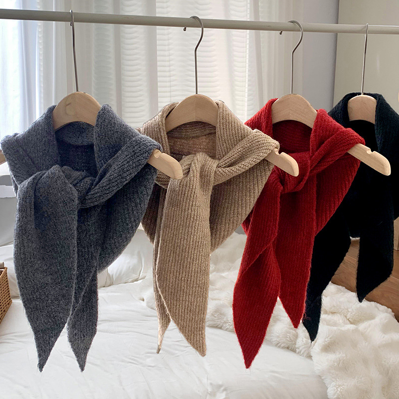 Sombrero bufandas en una mujer otoño invierno nuevo estilo coreano bufandas encapuchadas de punto bufandas de sombrero al por mayor