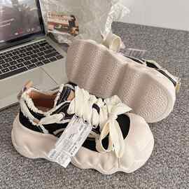 大头松糕厚底面包帆布鞋2025秋季新款高颜值轻便女鞋休闲百搭板鞋