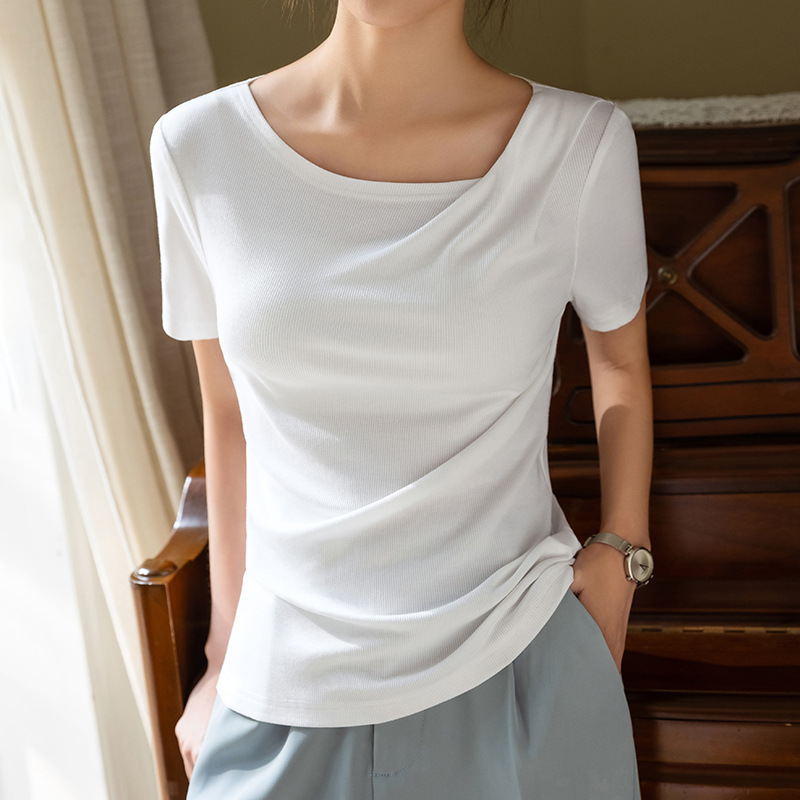 Camiseta modal de manga corta para mujer 2023 nuevas mujeres europeas fuera del hombro swing collar color sólido camiseta plisada cintura superior image 7