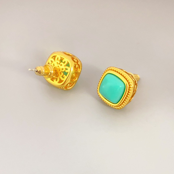 Fashionable retro turquoise stone inlay
