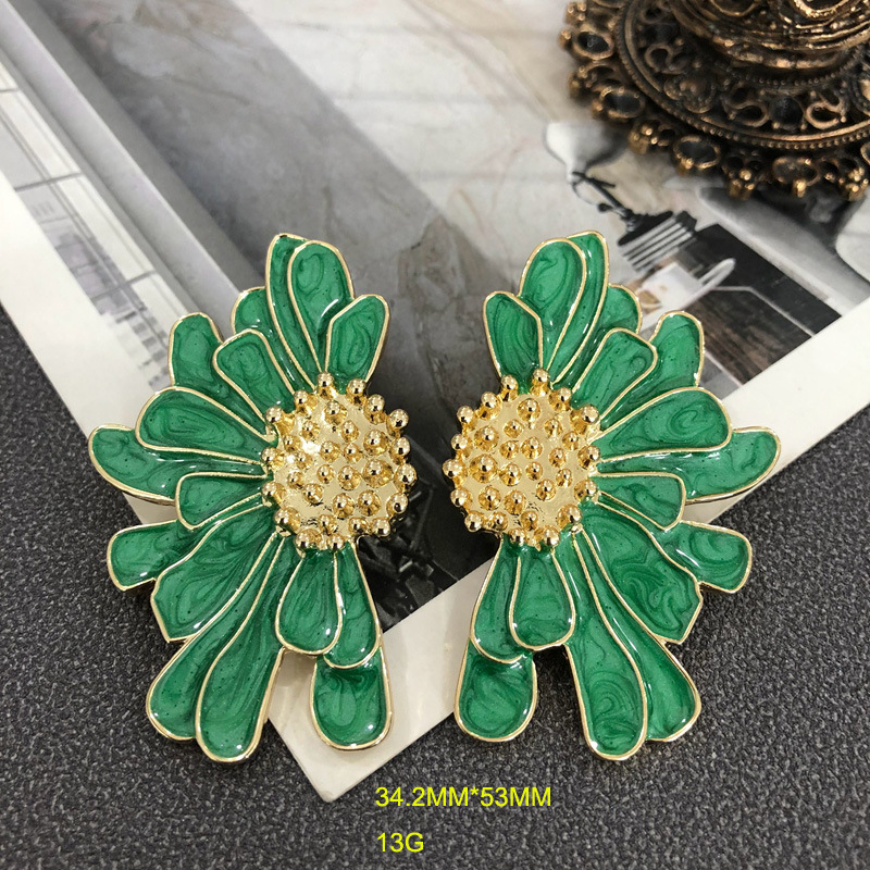 Street Occasion 1 Pair Retro Flower Alloy Enamel Women's Drop Earrings