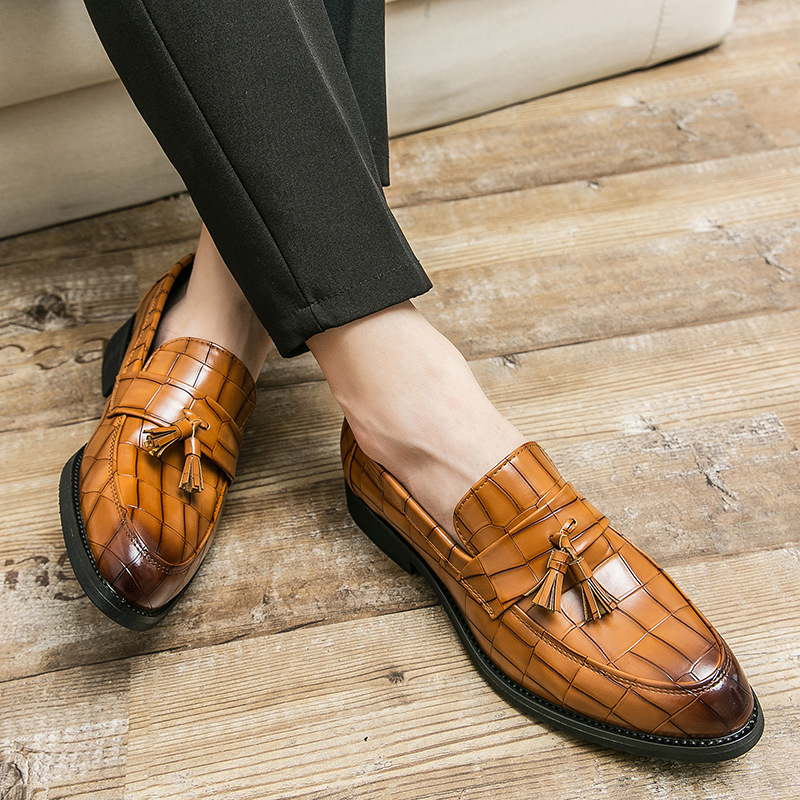 Zapatos de cuero de bordas grandes, zapatos de hombre, zapatos Lefour, zapatos de negocios coreanos, zapatos de hombre.