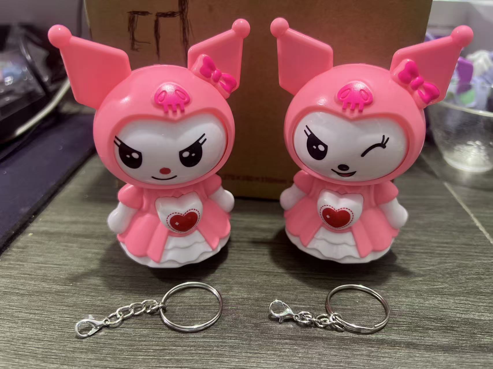 Kuromi's face change [pink]