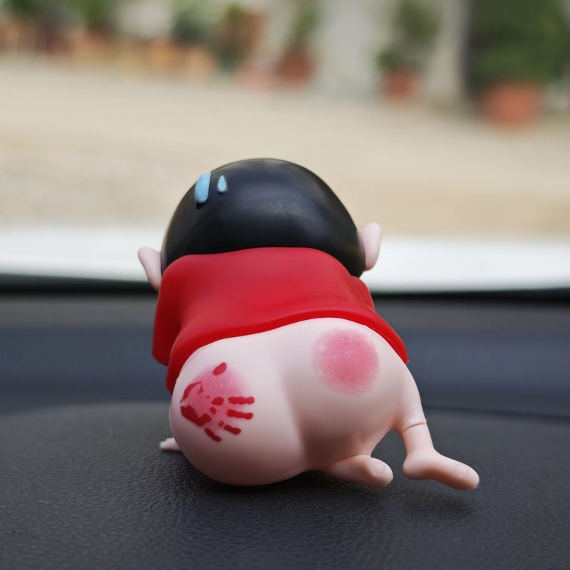 光pp 小新エモ 小新が美也に殴られた クレヨンしんちゃん かわいい ホームデスクトップ 車の装飾品 ギフト|undefined