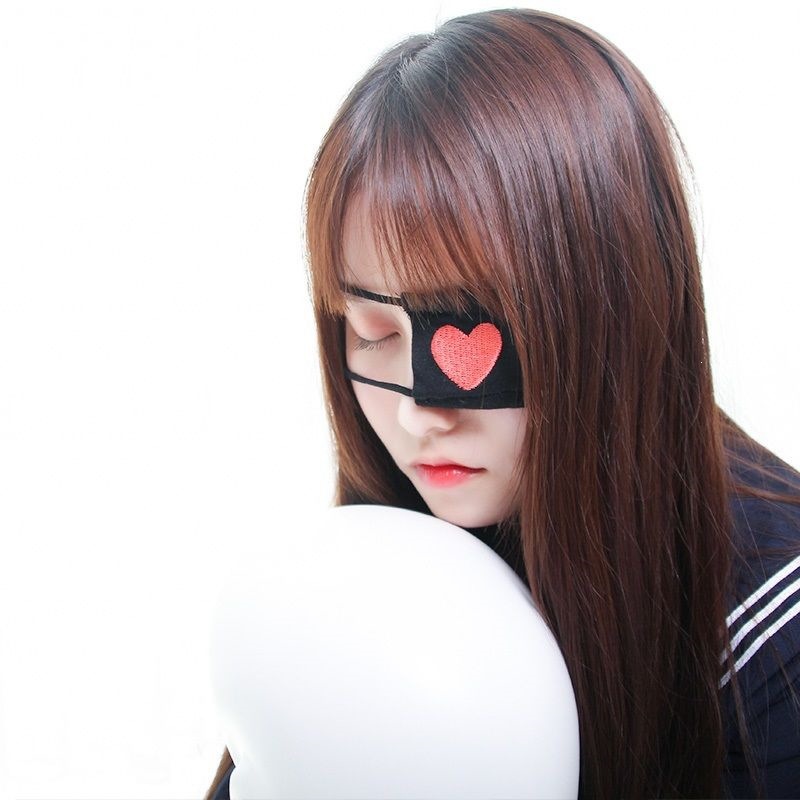 Cute Lolita heart-shaped single-eye mask, Japanese-style anime cosplay mask for the "Chuunibyou" series
