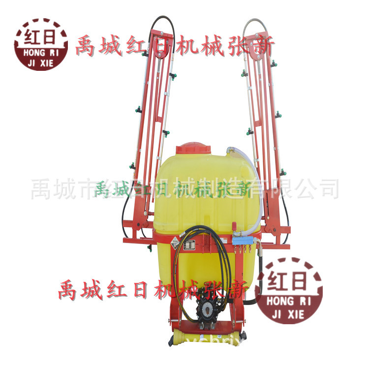 农用喷药机喷头 拖拉机悬挂喷杆式喷雾器价格 玉米喷药机出口非洲