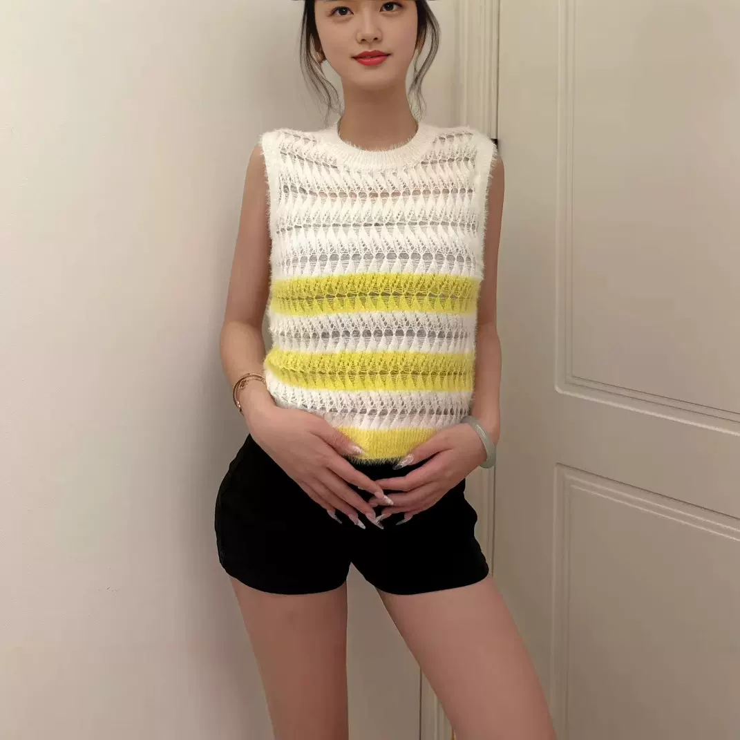 欧美跨境春季女装针织条纹马甲背心洋气时髦镂空短上衣女休闲上衣