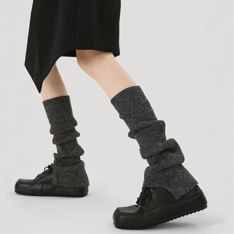 Women's Thickened Warm Wide-Leg Slimming Leg Warmers for Autumn and Winter, Casual Versatile Mid-Calf Socks, Cotton Socks, Knitted Calf Socks