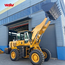 雷宇重工装载机养殖场四驱柴油小型铲车工程建筑家用抓木抓草机