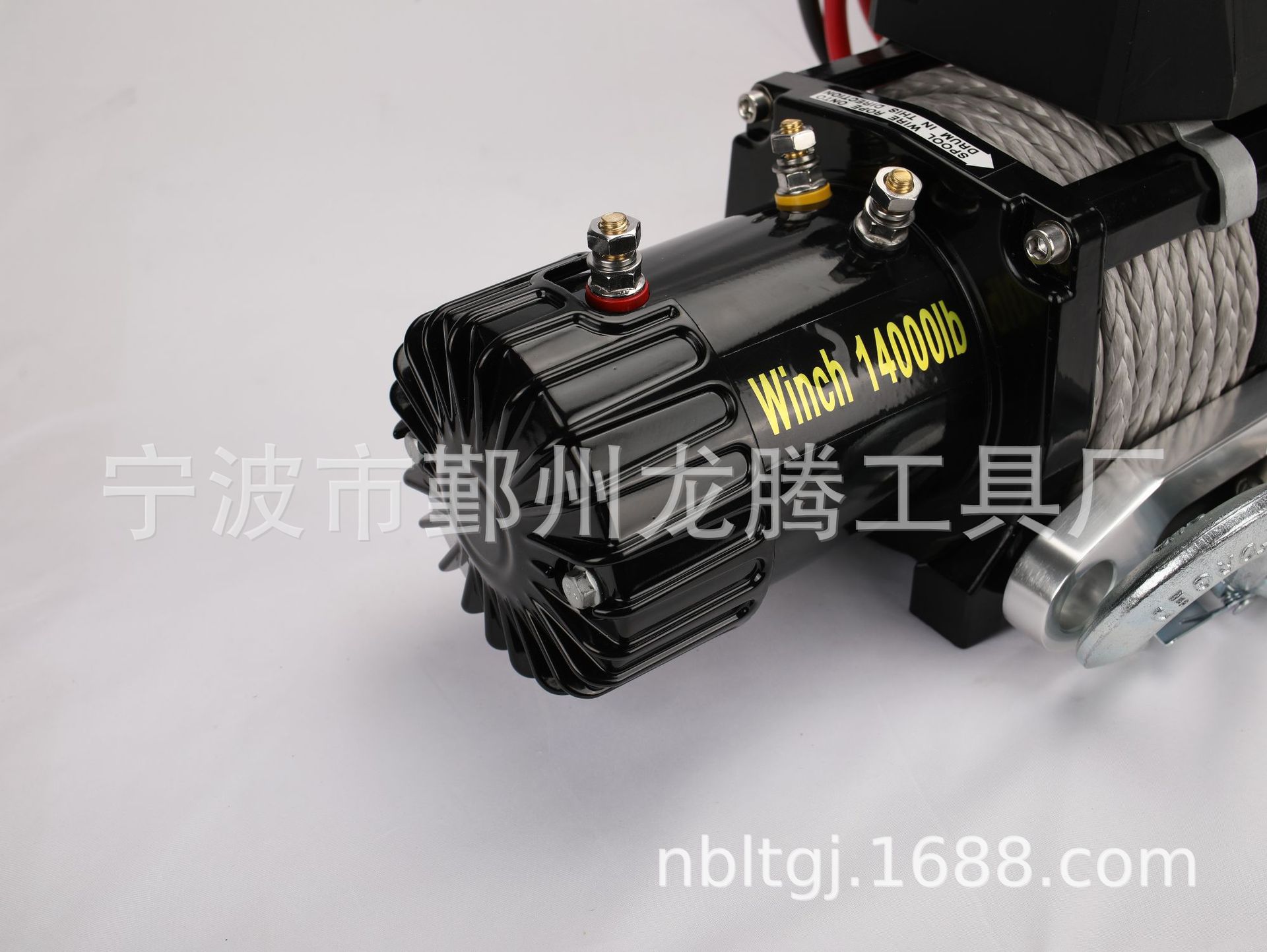 Direct from the factory: 14000lb car winch, 12V, essential for off-road adventures, with nylon rope, for vehicle towing